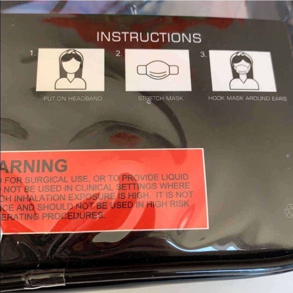 French Connection Face Mask Set - Picture 8 of 9